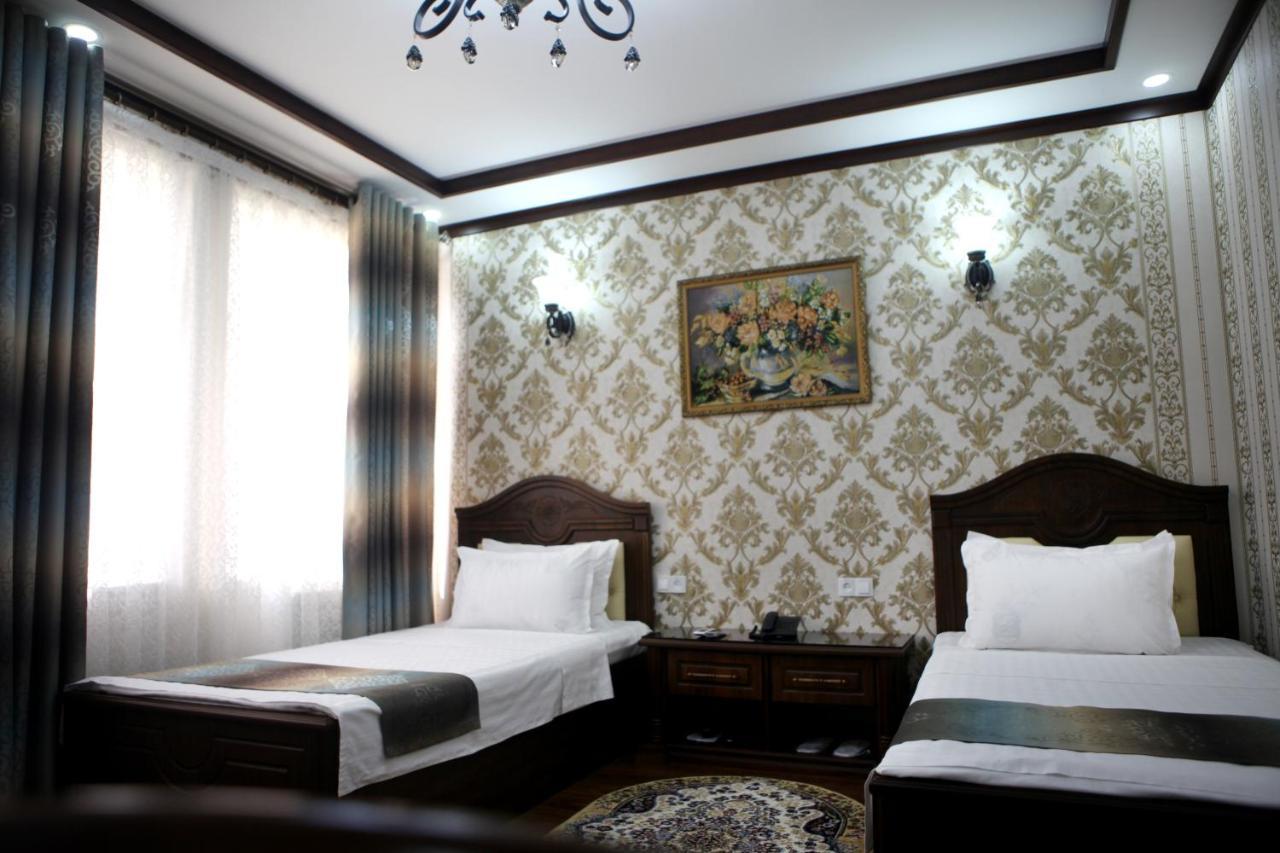 Hotel Naxshab Karsi Kültér fotó