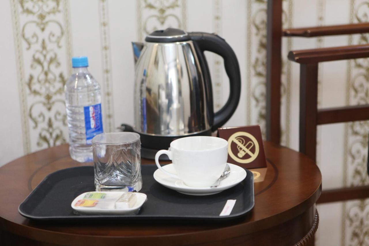 Hotel Naxshab Karsi Kültér fotó