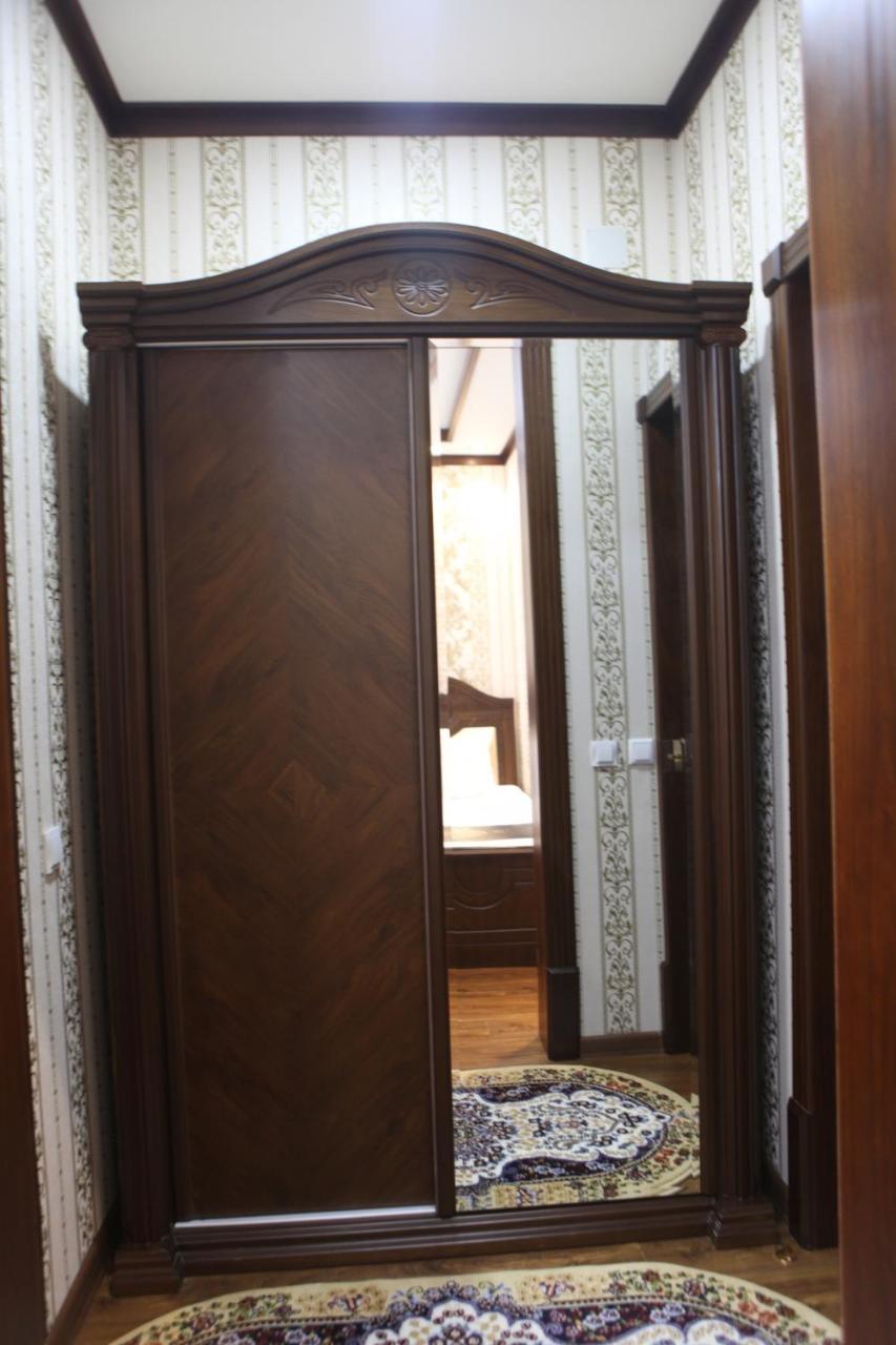 Hotel Naxshab Karsi Kültér fotó