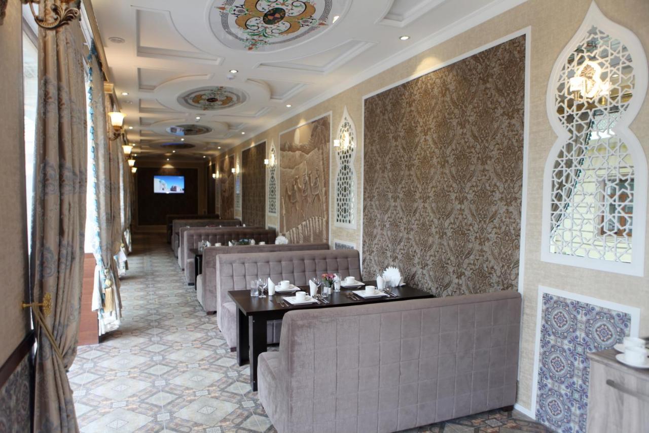 Hotel Naxshab Karsi Kültér fotó