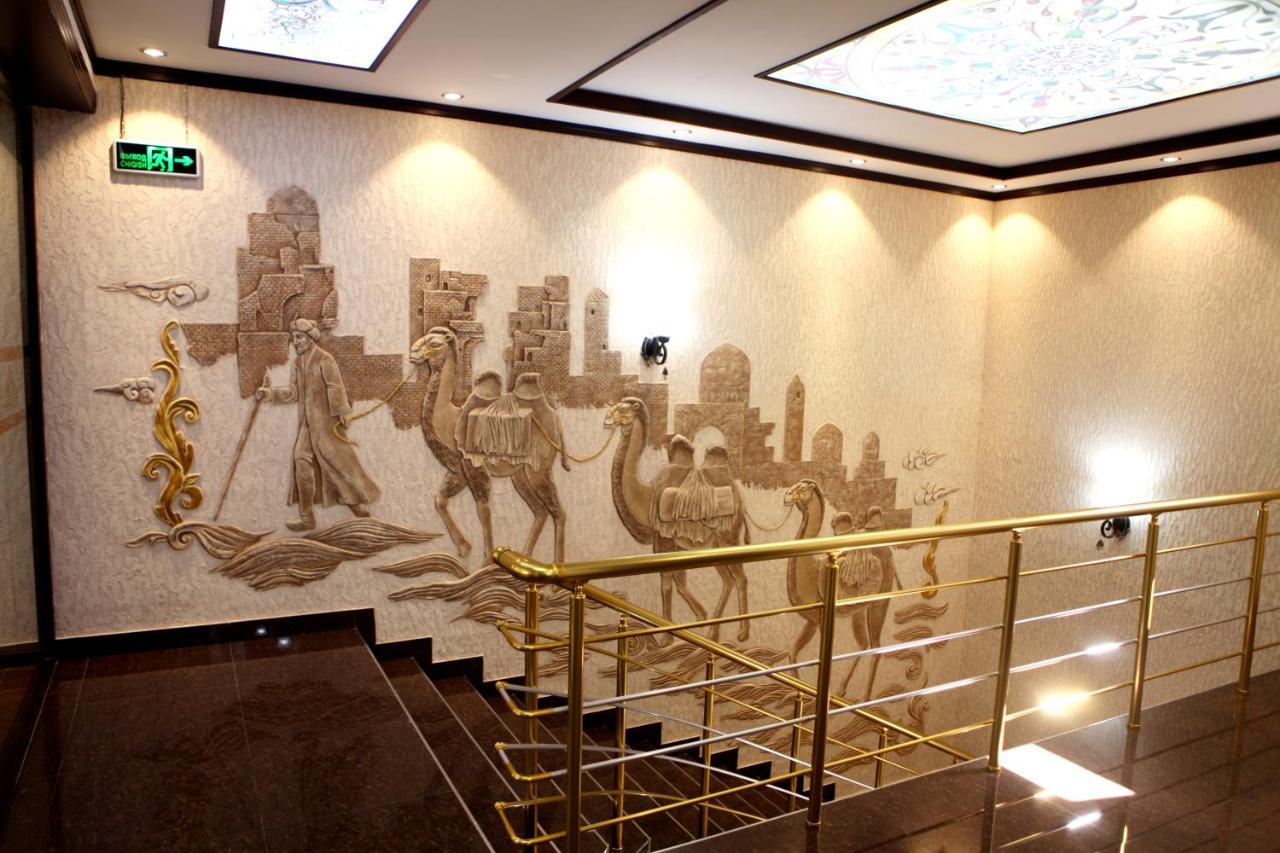 Hotel Naxshab Karsi Kültér fotó