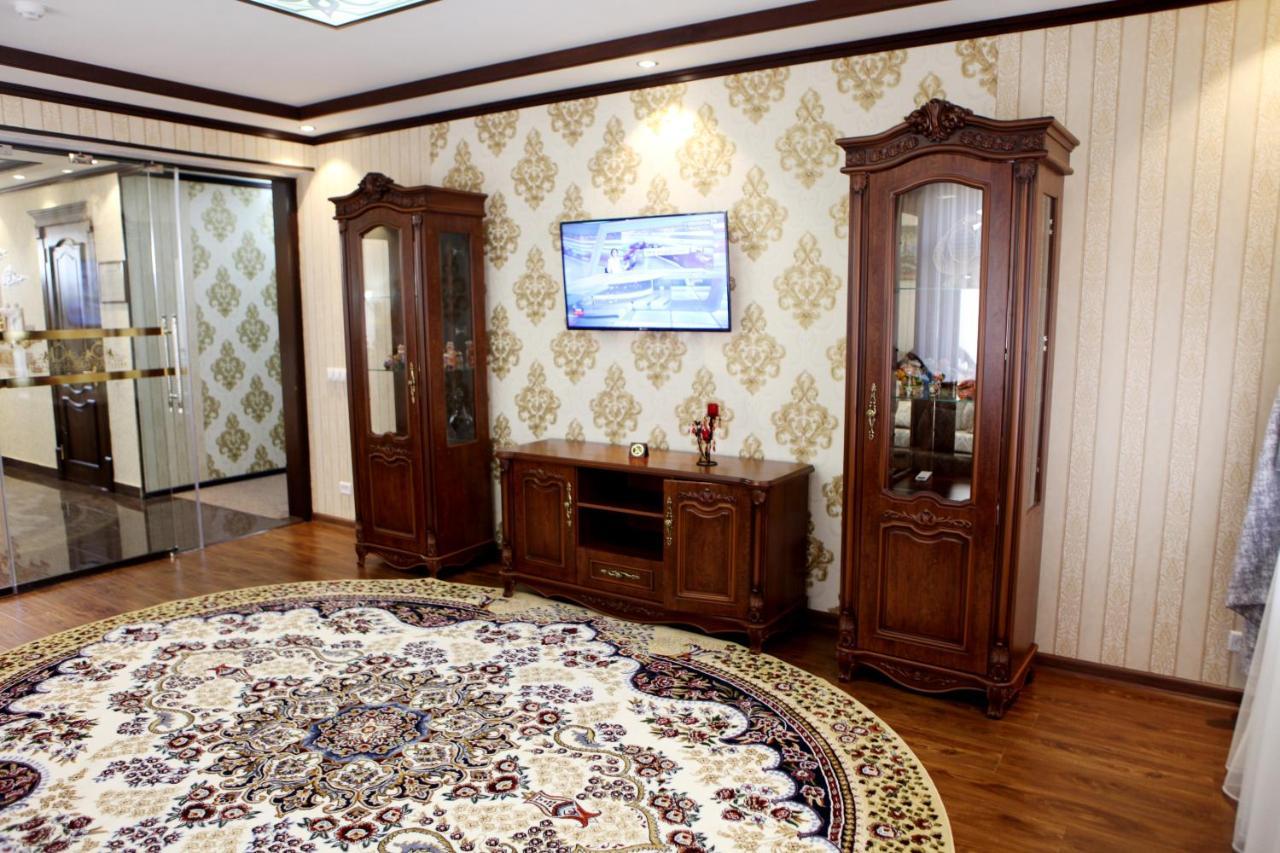 Hotel Naxshab Karsi Kültér fotó