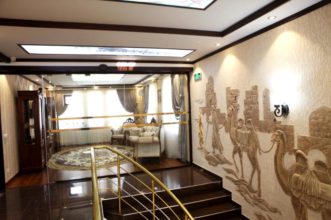 Hotel Naxshab Karsi Kültér fotó
