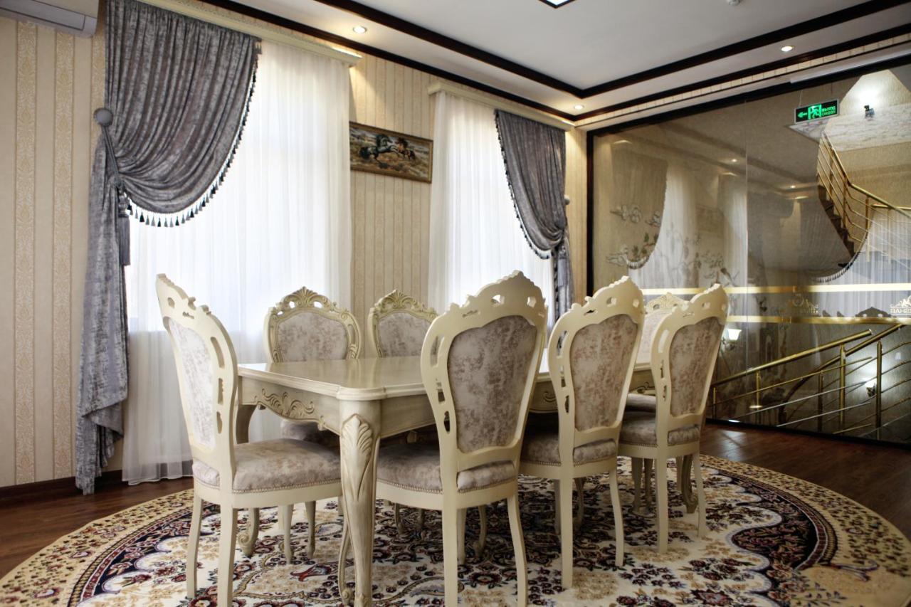 Hotel Naxshab Karsi Kültér fotó