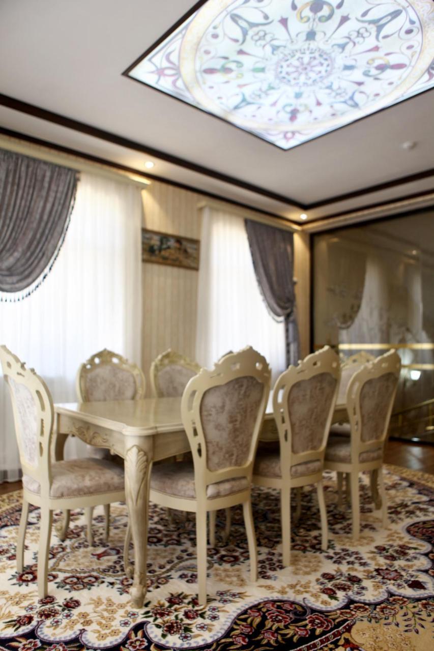 Hotel Naxshab Karsi Kültér fotó